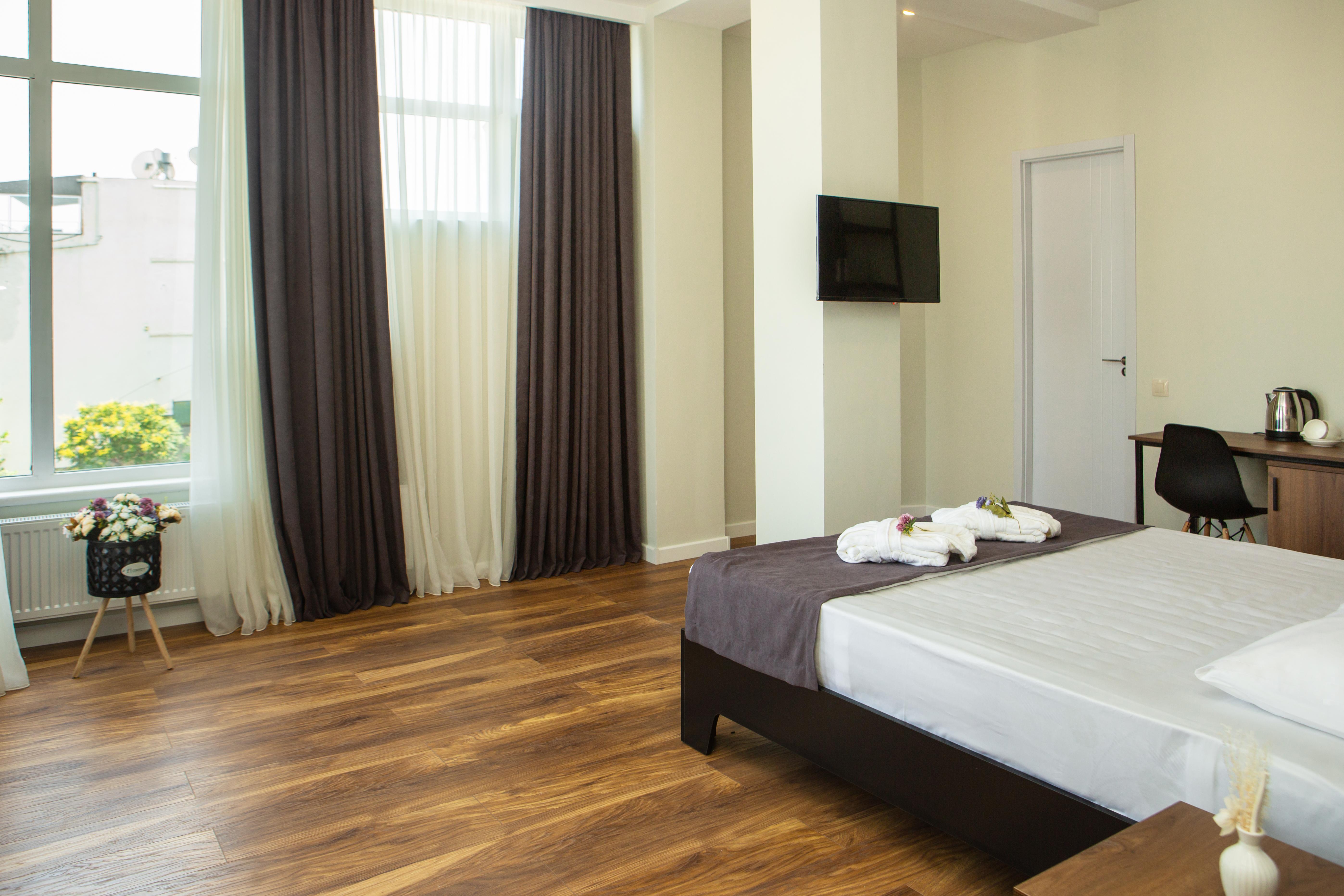 Vista Hotel Tbilisi Eksteriør bilde