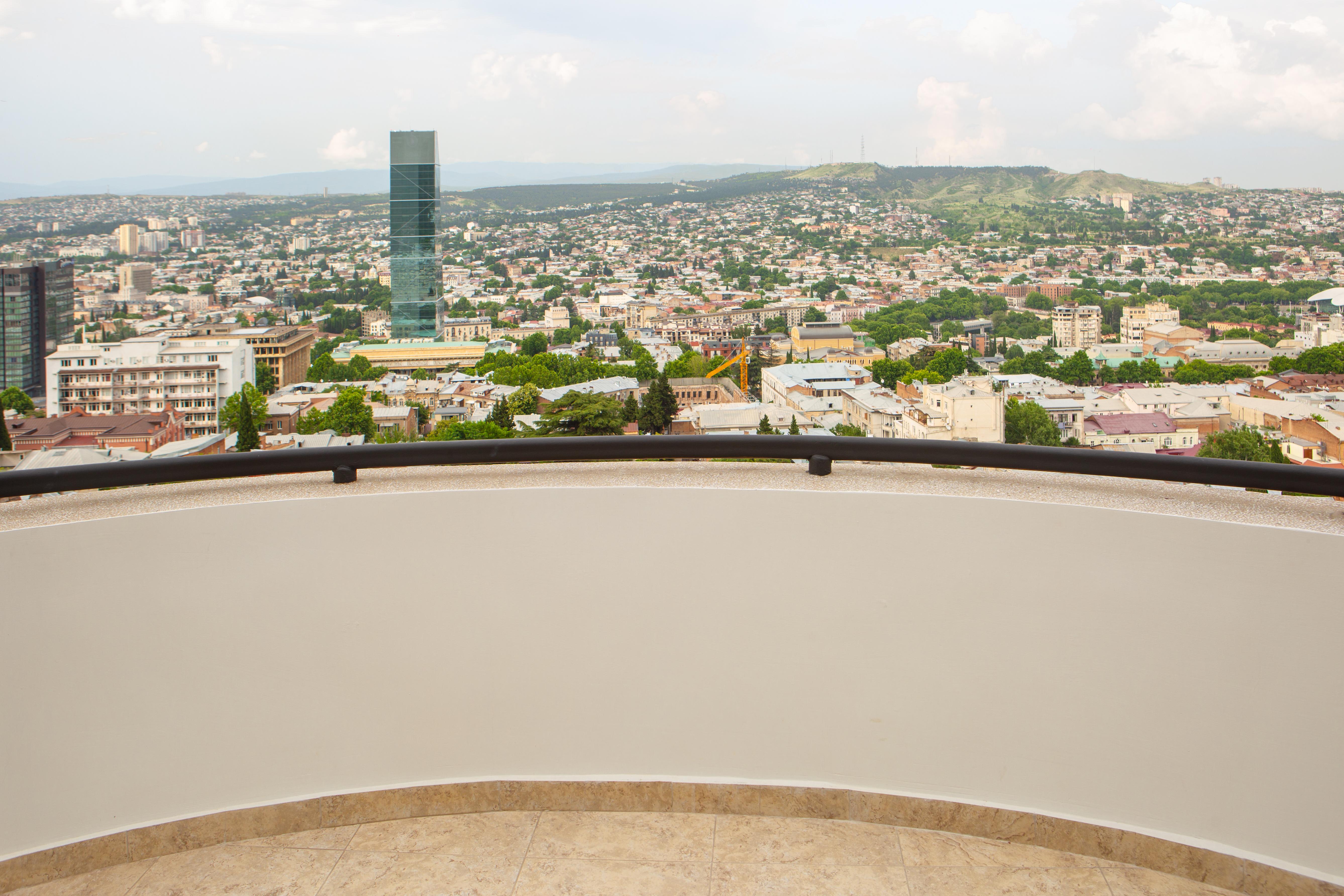 Vista Hotel Tbilisi Eksteriør bilde
