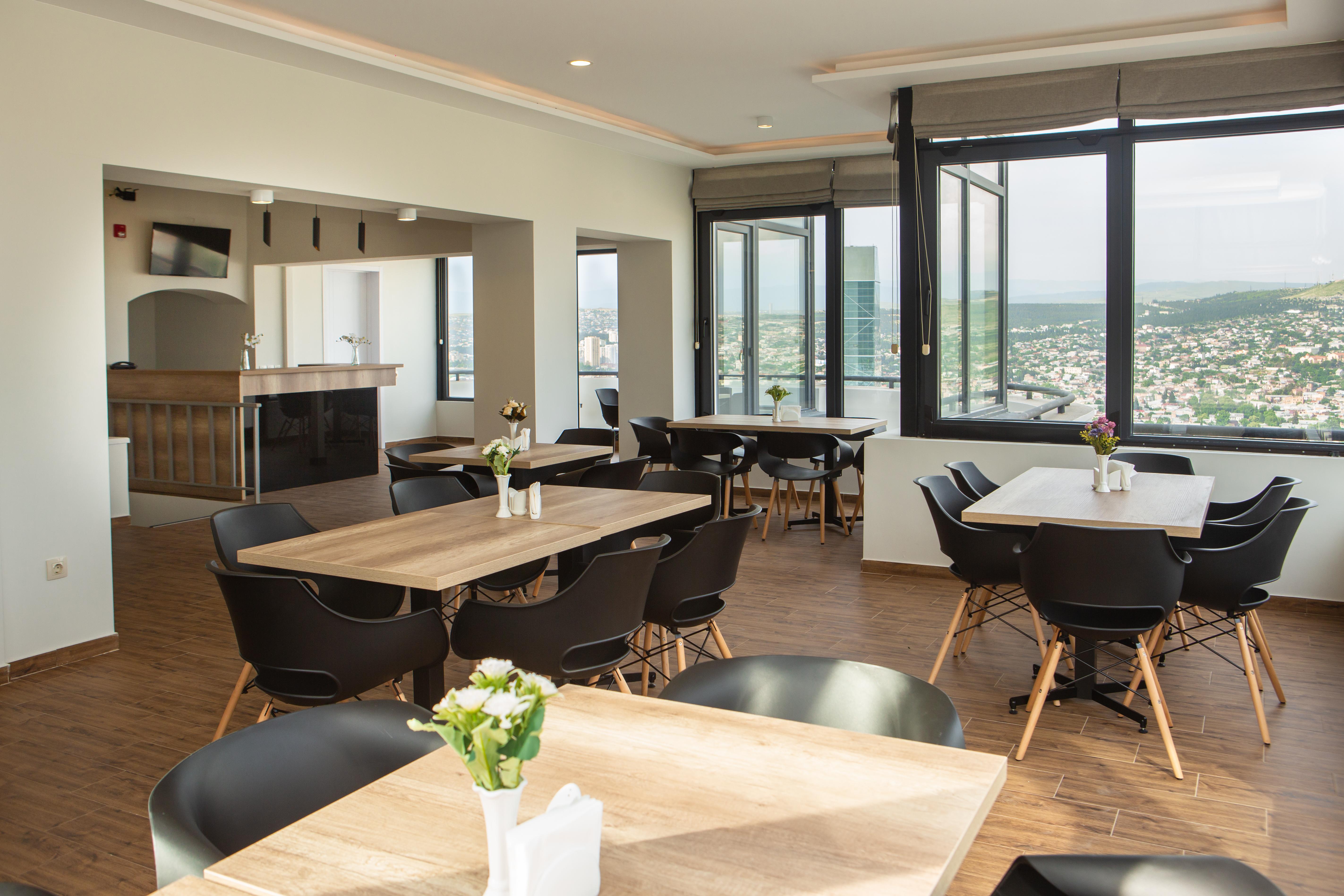 Vista Hotel Tbilisi Eksteriør bilde